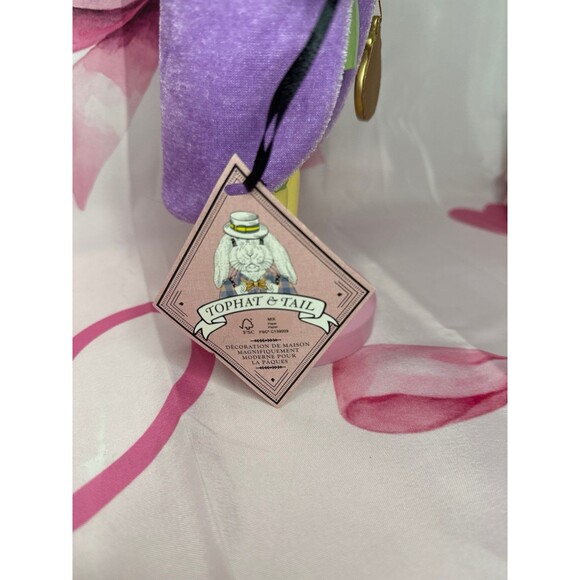 TOPHAT & TAIL mad Hatter Easter bunny nutcracker - Picture 7 of 7